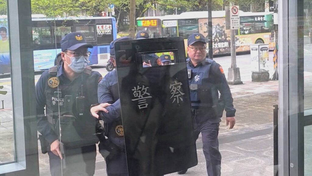 快打警力迅速到場。(圖／記者薛秀蓮 翻攝)