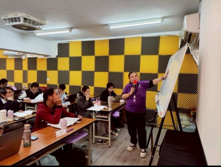 創業輔導講師王子娘提醒創業者要規劃資金運用結構。（圖／王子娘提供）