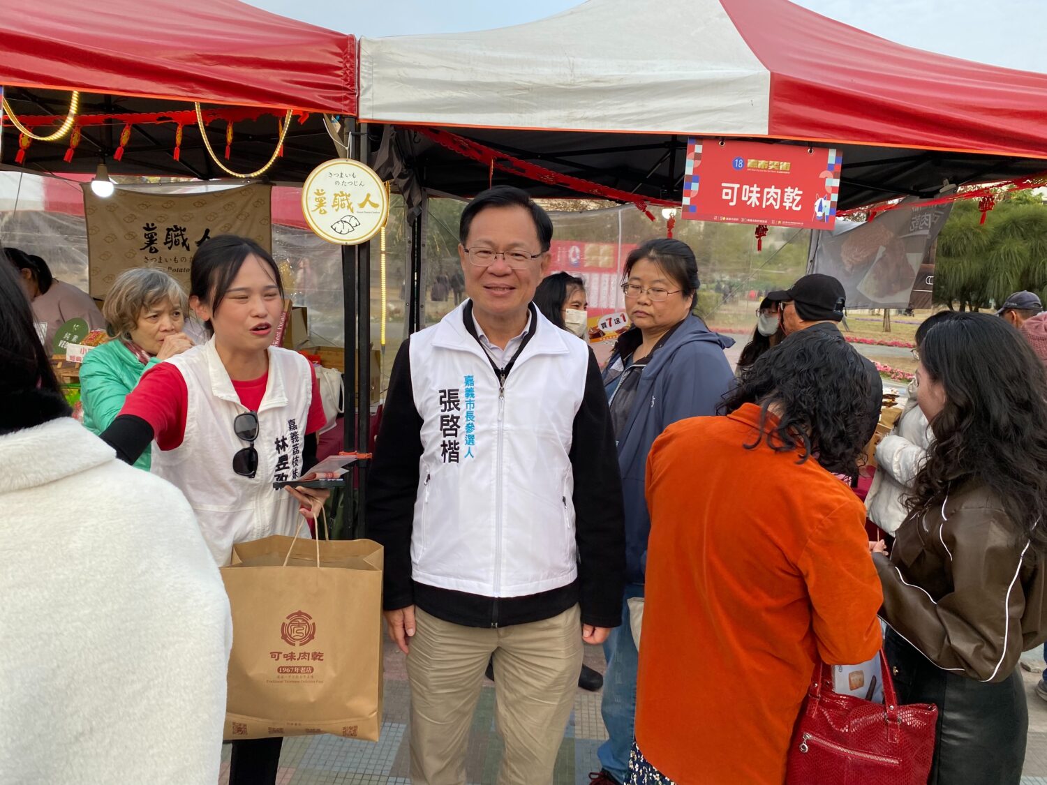 高金素梅被檢調突襲搜索，張啓楷質疑先抹黑再辦案。(圖∖記者翻攝)