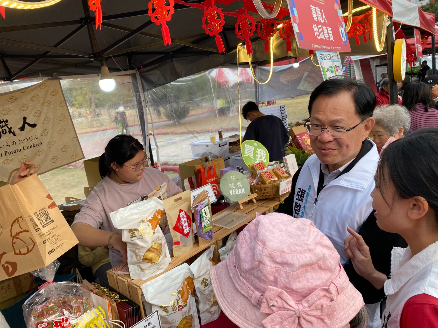 張啓楷指出，高金素梅是七連霸立委，問政認真，有目共睹。(圖∖記者翻攝)