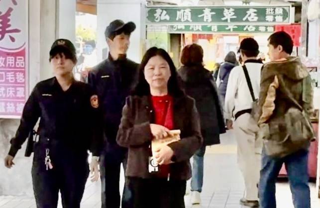  萬華分局節日協助護鈔宣導。（圖／記者 趙靜姸翻攝）