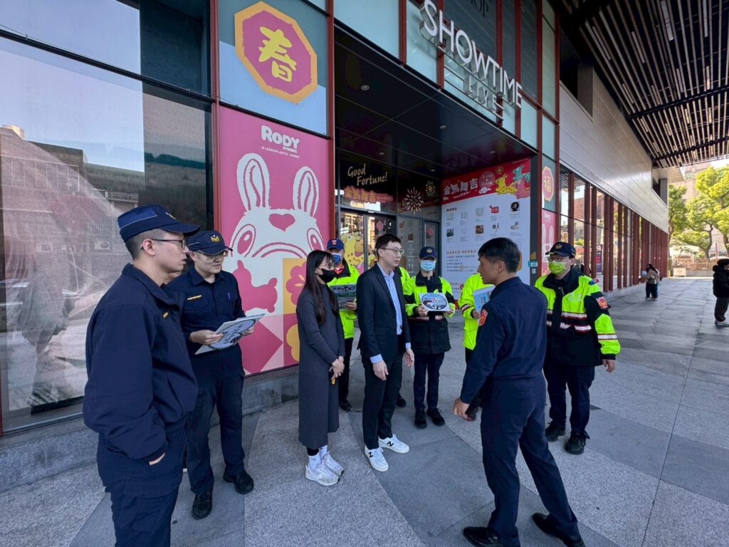 為確保年節交通疏運順暢，樹林分局會同有關單位聯合勘查。（記者徐煜勝翻攝）