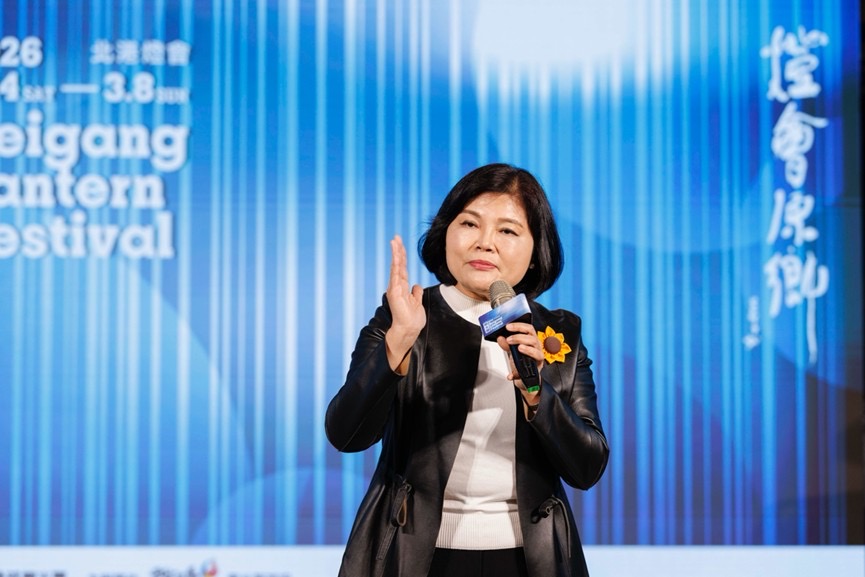 雲林縣長張麗善致詞表示，北港燈會以文化、信仰與永續為核心，持續為百年港鎮書寫嶄新篇章。（圖／雲林縣政府提供）