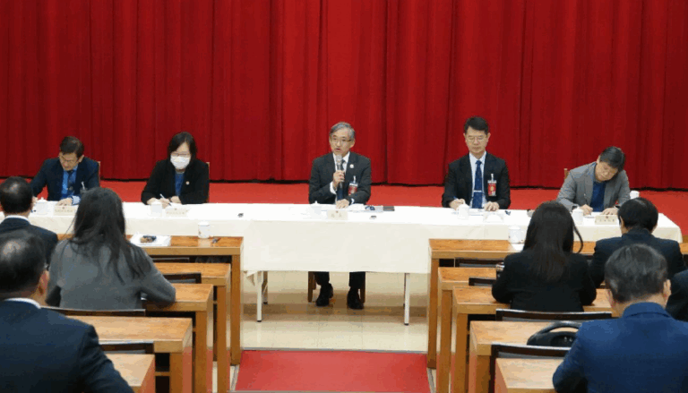 調查局陳局長主持九合一選舉查察擴大工作會報。(調查局提供)