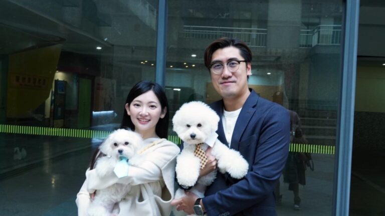 機車教授林威克非常感動優格姐姐分享自己歷程，認為她的經歷是可以鼓勵很多大學生。(圖/台北海大 提供)