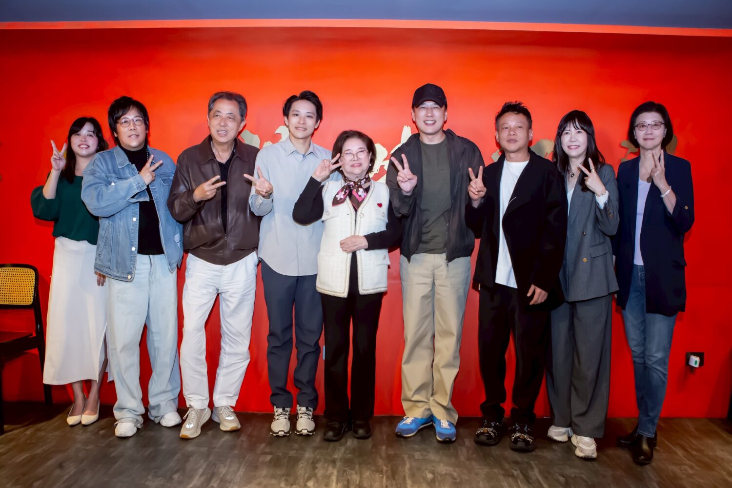 由禾力文創與陽明影視行共同製作出品，由監製姜寧及聯合監製張正芬、鄭秉泓，張書瑋導演的電影《漫長的告別》於 3 月 29 日與媒體見面。(圖/禾力文創  提供)