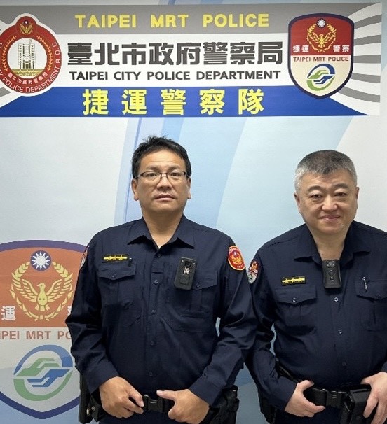 現場處理員警：警員郭貴名、蕭永昌。(圖／記者李健興 翻攝）