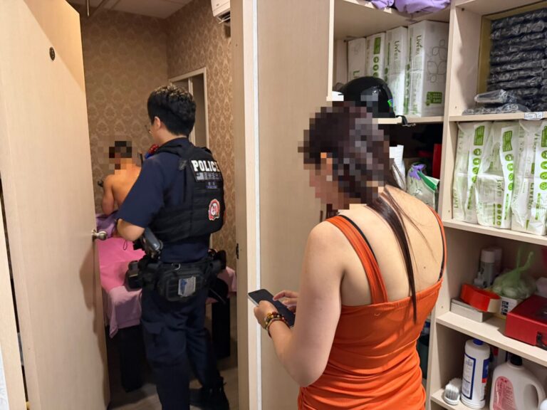 店家經多次通知，仍未改善，警方依法處理。(圖／記者李健興 翻攝）