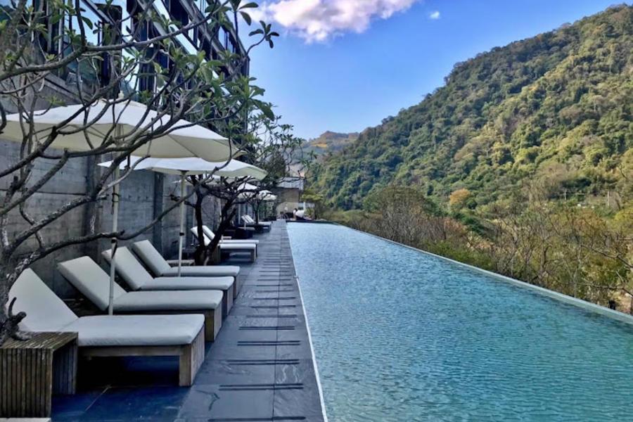 在泰安首獎溫泉區留宿一晚，於繁星與山霧陪伴下享受靜謐的慢活時光。（圖／參山管理處 提供）