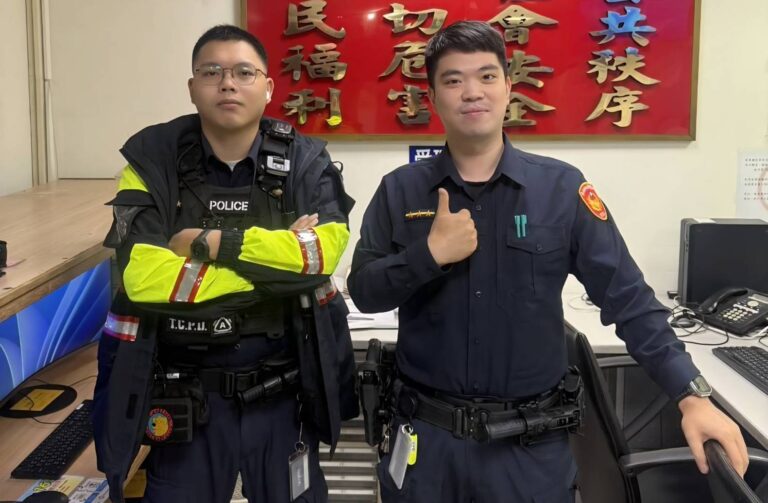 大同分局民族路派出所警員李明敏(左)、簡仲寬(右)。(圖／記者戴昱弘 翻攝）