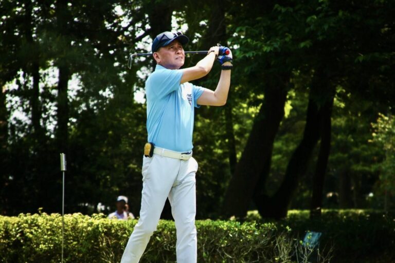 台北市議會議長戴錫欽以成功中學校友會理事長的身分參與「第四屆台灣百年六中高爾夫聯誼賽」。（圖／戴錫欽粉專）