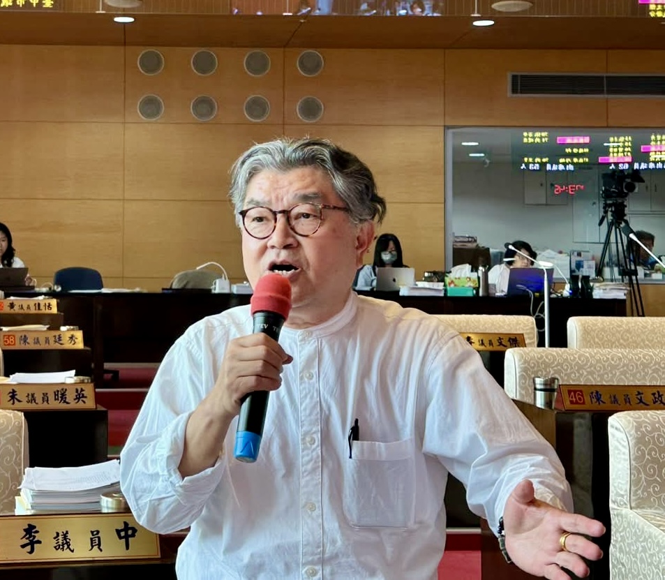 台中市議員李中表示，盼以對話取代對抗　為兩岸和平創造契機。（圖/翻攝網路）