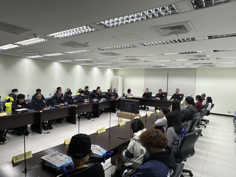 萬華分局舉辦校園安全座談會。（圖／記者 趙靜姸翻攝）