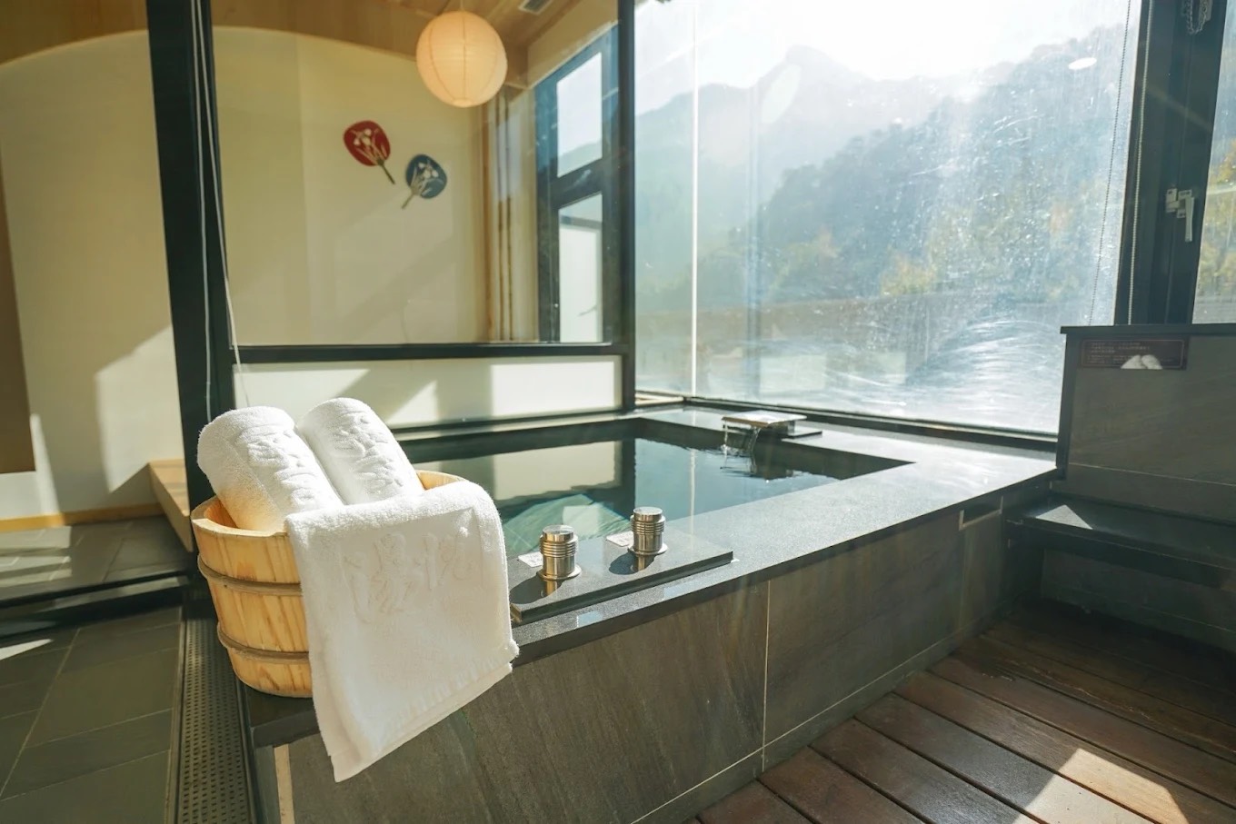 「首獎榮耀加冕」春暖湯正好　走進苗栗泰安山林美人湯秘境