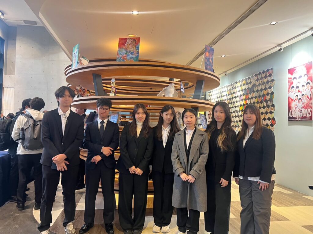 VIS國際實驗教育鼓勵學生參加國際競賽及學術研討會發表論文，提升學術實力，申請世界頂大更具優勢。（圖／台北市VIS國際實驗高中 提供)