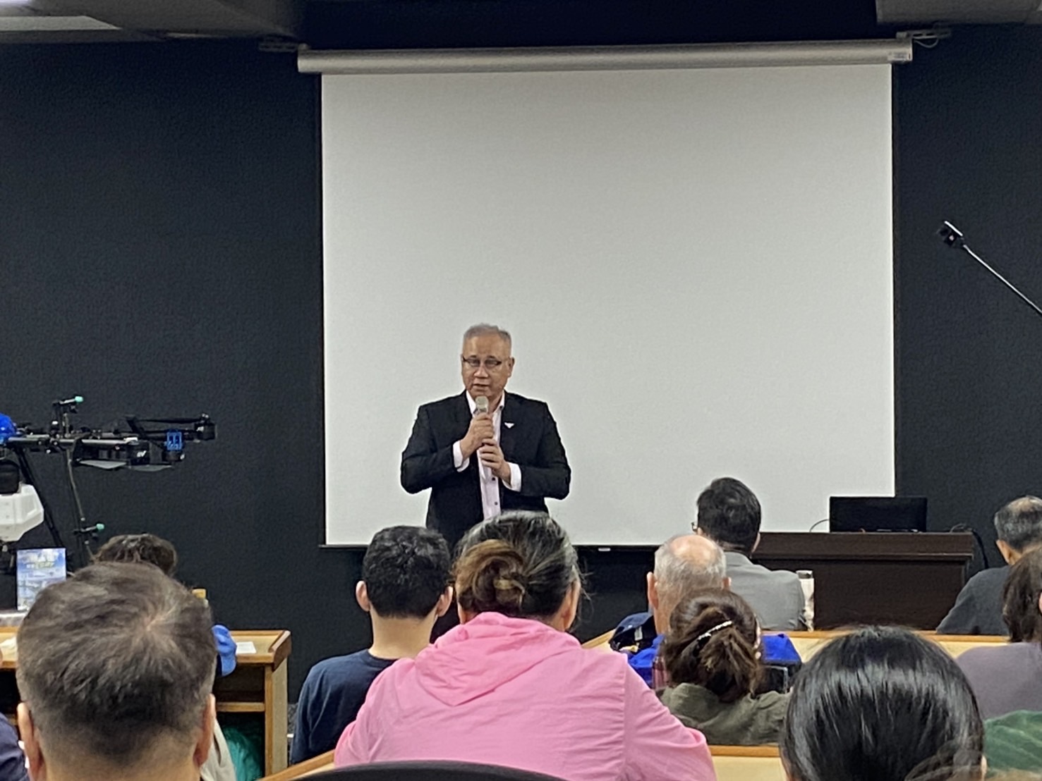 開南大學副校長陳文甲特別提示，我國無人機產業鏈相當健全，但有人才才能有發展。(記者 包克明攝)