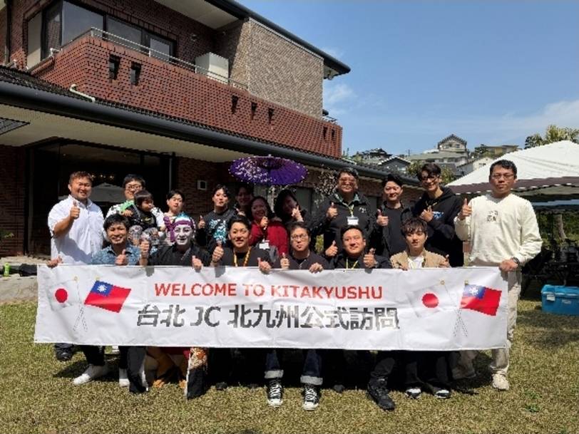 台北市國際青年商會赴北九州參訪在地特色產業，並以壽司文化為切入，深入了解日本職人精神與地方發展。（圖／胡襗洋提供）