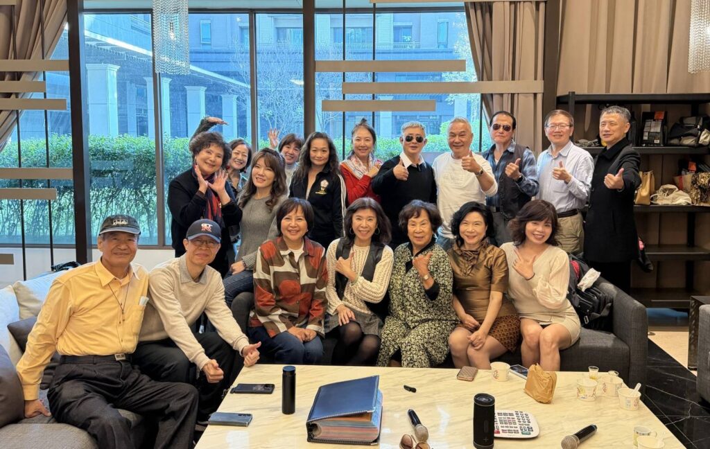 陳鳳眉表示，Toastmasters會員彼此情感深厚，就像家人般經常聚會交流。（圖／記者林家嘉翻攝）