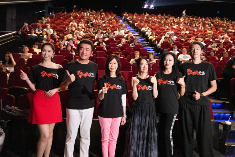 主創團隊李㼈、夏光莉、劉黛瑩、田麗、郭鑫出席《腎上腺母侵》 x GoPro的品牌聯合特映會。(圖/陽科國際 提供)