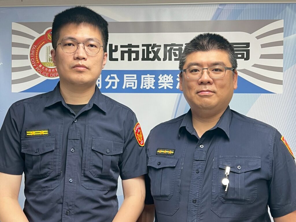 康樂派出所所長陳烱龍(左)、警員蔡孟邦(右)。(圖／記者薛秀蓮 翻攝)