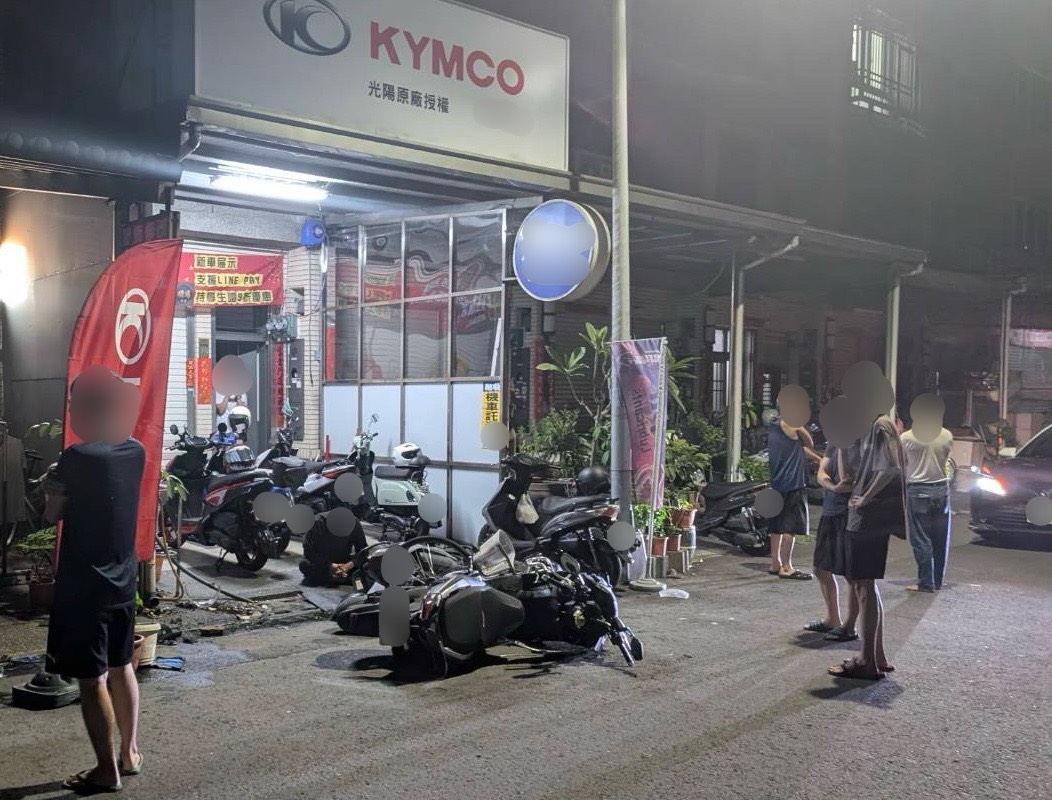 高雄凌晨「酒駕」連環爆 3小時發生2起撞爛無辜路邊車