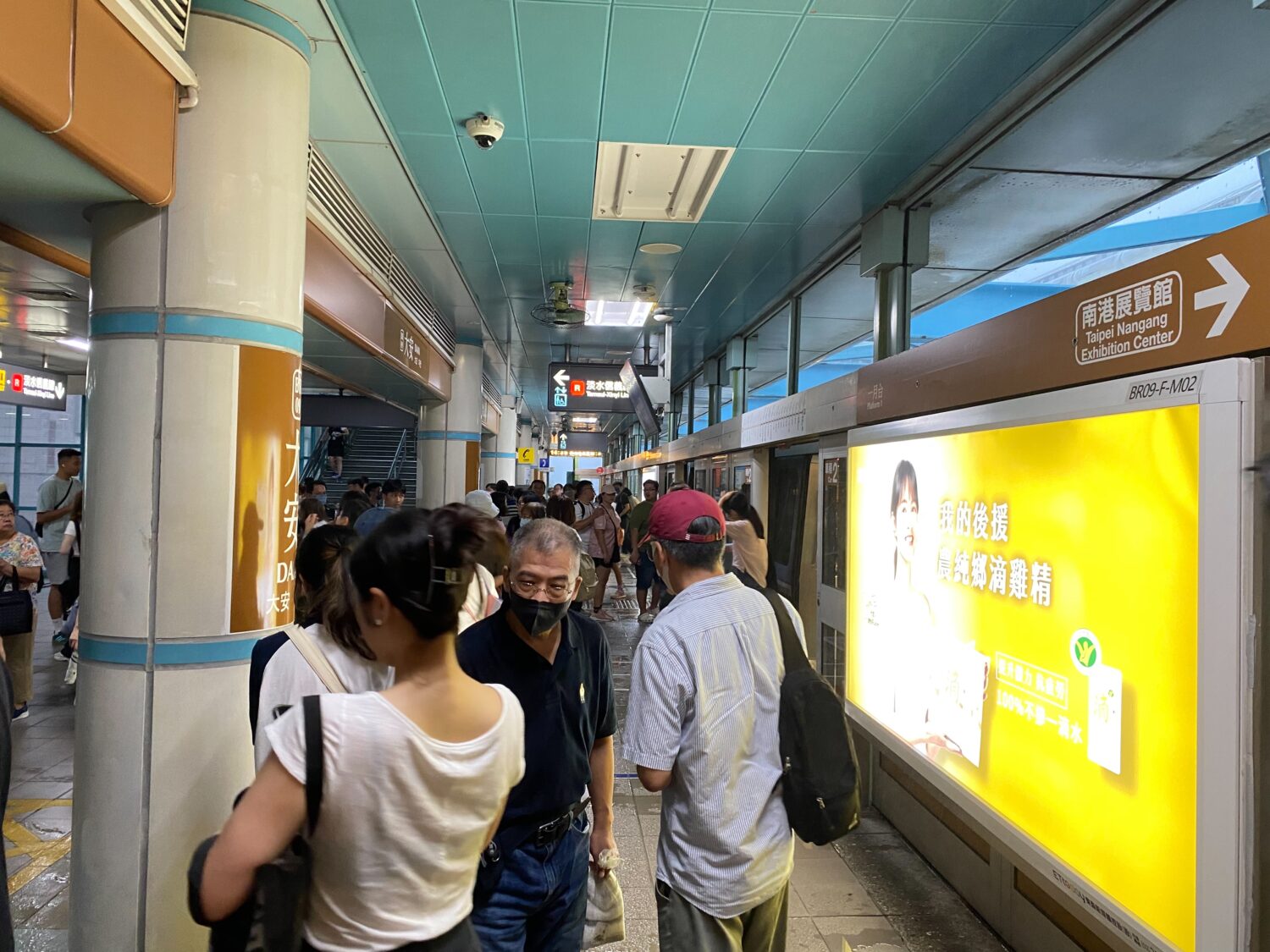 台北市敬老愛心卡7月起將由每月480點提高至600點,而目前北市僅約6%至8%長者能夠把點數全數使用完畢。(圖/記者翻攝)