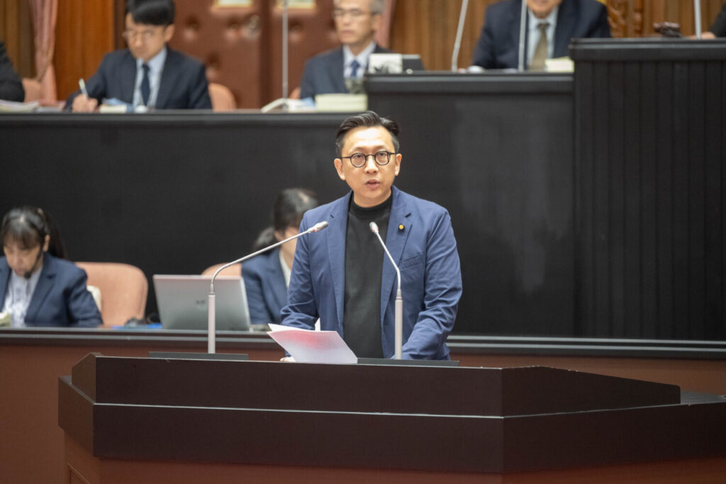 《虛擬資產服務法》三讀後，國民黨立法委員葛如鈞上台發言。(圖／記者翻攝)