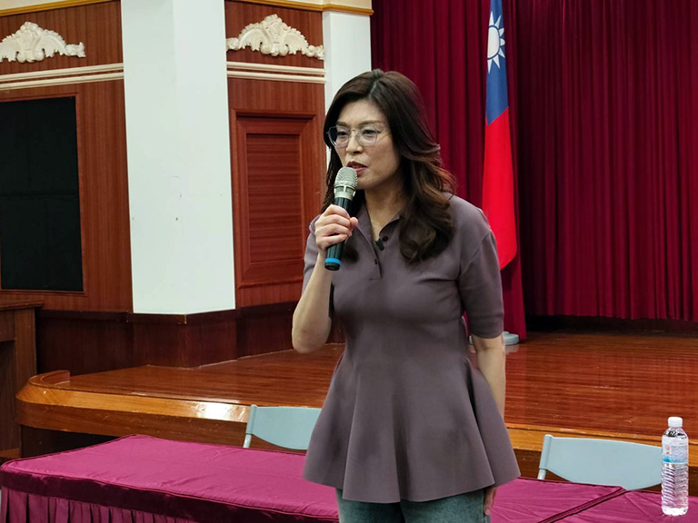 國民黨桃園婦女領袖營登場　鄭麗文批綠製造對立拚2028重返執政