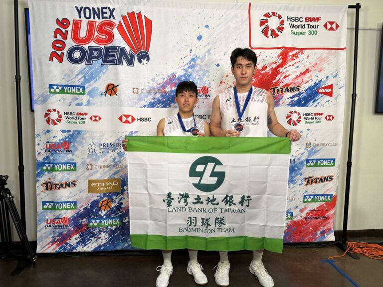 土地銀行羽球隊隊員林煜傑(左)陳子睿勇奪2026美國超級300公開賽男子雙打銀牌。(圖/記者 劉其昌 翻攝)