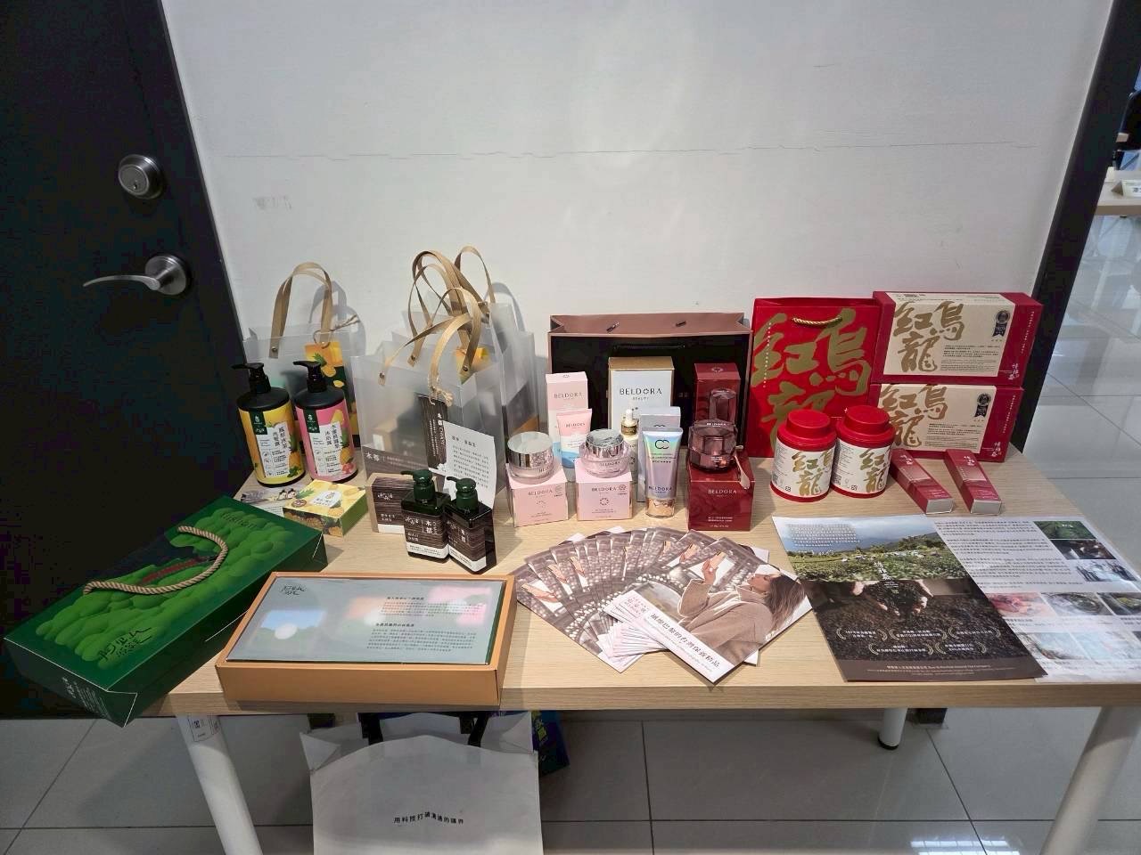 各參與企業展示多元品牌產品與服務,透過現場交流促進商機對接,強化跨產業合作可能性。(圖/新創總會提供)