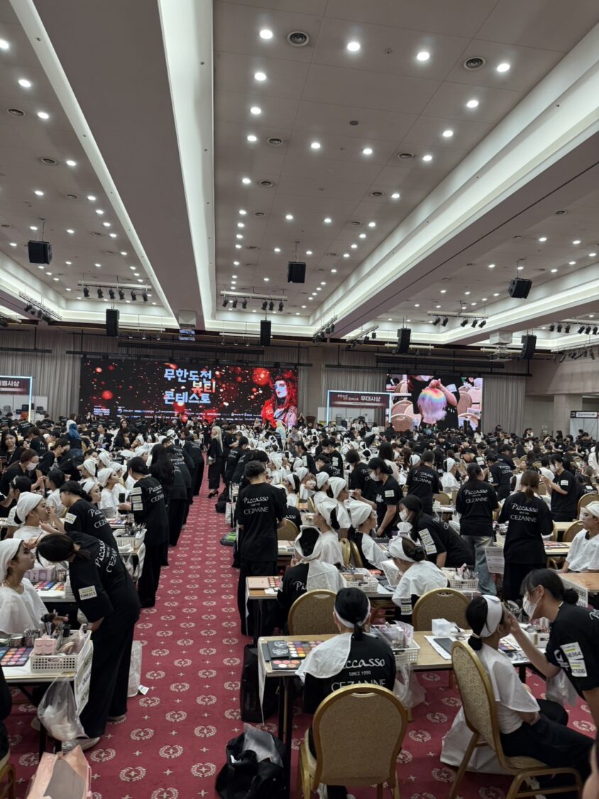 晨露國際貿易攜手禾熹良品推動OMO!TAIWAN前進韓國首爾,於KMAA「無限挑戰大賽」活動期間設立台灣品牌專區,透過產品體驗、市場驗證與跨產業交流,協助台灣品牌拓展韓國市場。(圖/晨露國際貿易提供)