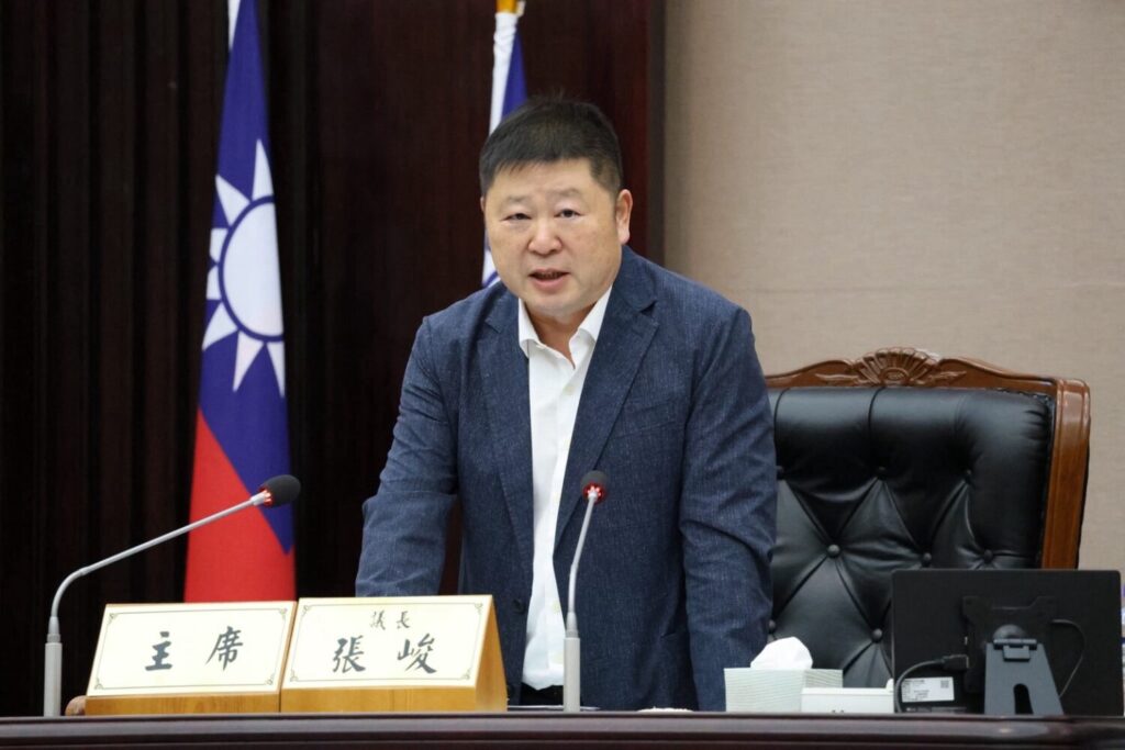 張峻提出「前端防範、中端查緝、後端輔導與醫療追蹤」反毒鐵三角，盼建立更完整的校園與社區防毒網。（圖／記者 趙靜姸翻攝）