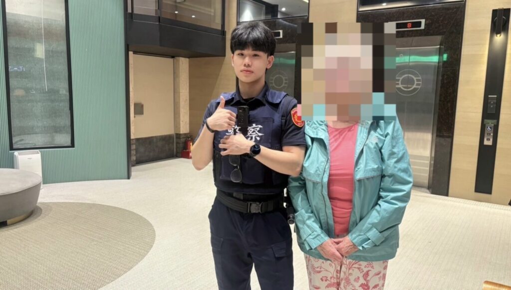 美國籍女子對警方第一時間察覺給予協助表示感謝。（圖／記者薛秀蓮 翻攝)