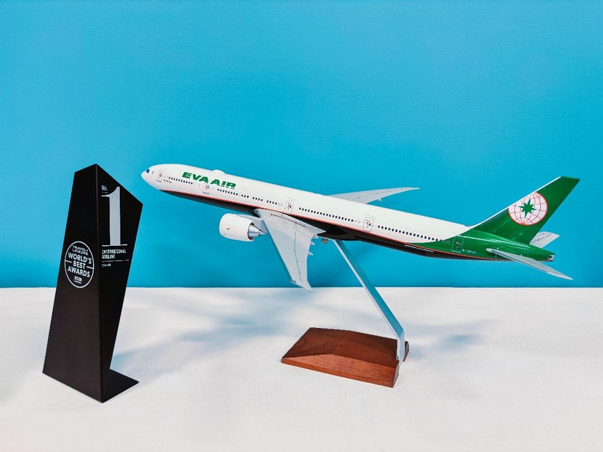 「長榮航空獲Travel + Leisure評選」 榮登2026全球最佳國際線航空公司第1名 「長榮航空獲Travel + Leisure評選」 榮登2026全球最佳國際線航空公司第1名