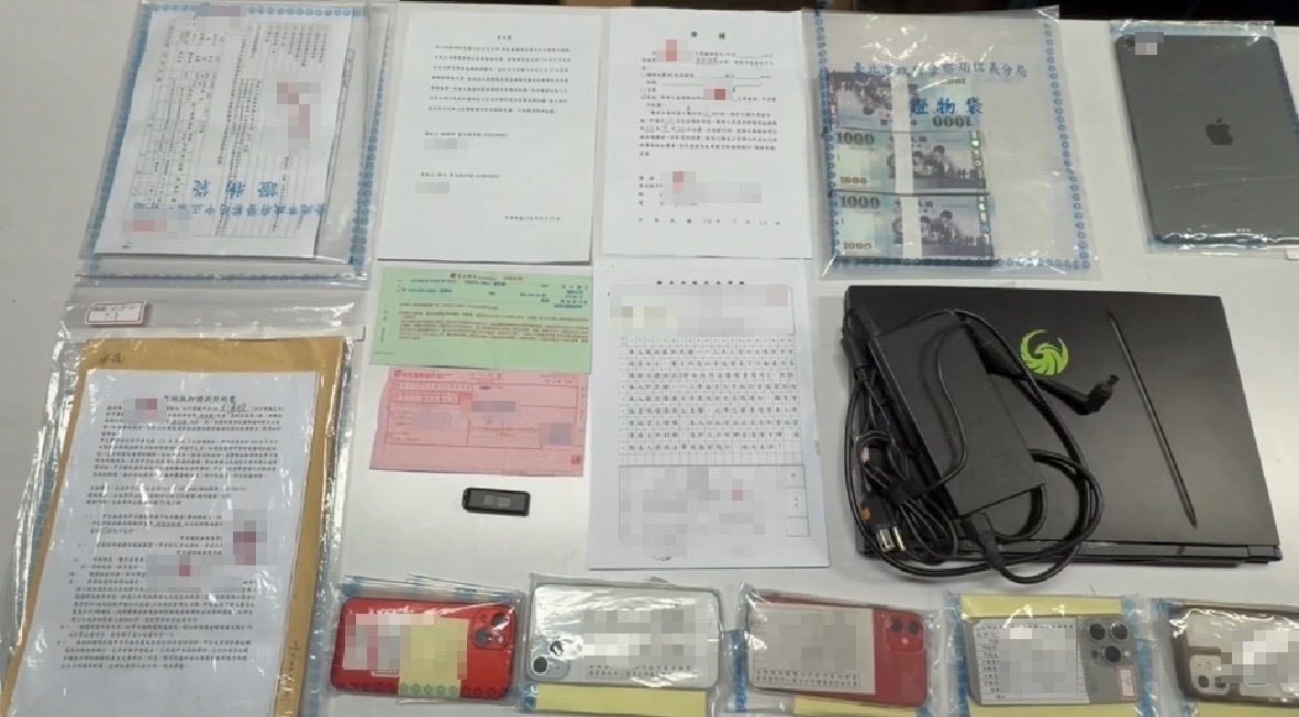 警方查扣相關證物。(記者徐煜勝翻攝)