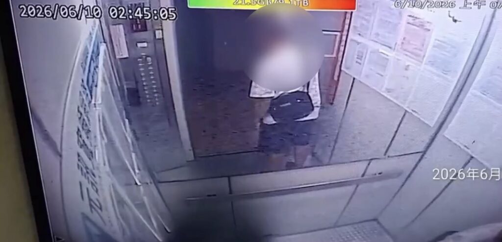 竊嫌行竊前畫面。(圖/記者薛秀蓮 翻攝)