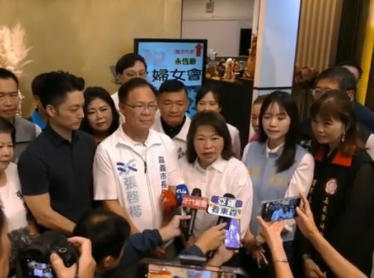 黃敏惠強調，嘉義市府爭取高鐵嘉義站聯外輕軌迄今未果，民進黨政府屢於「選前開支票，選後狂跳票」，讓嘉義市民等待超過20年仍是一場空，對嘉義人而言情何以堪？(圖／記者翻攝)