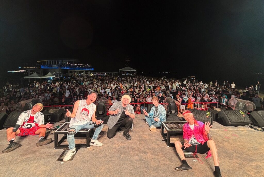 許君君參與2025澎湖國際沙灘狂想曲 FLOW演唱。(圖/魂燃天乘 提供)