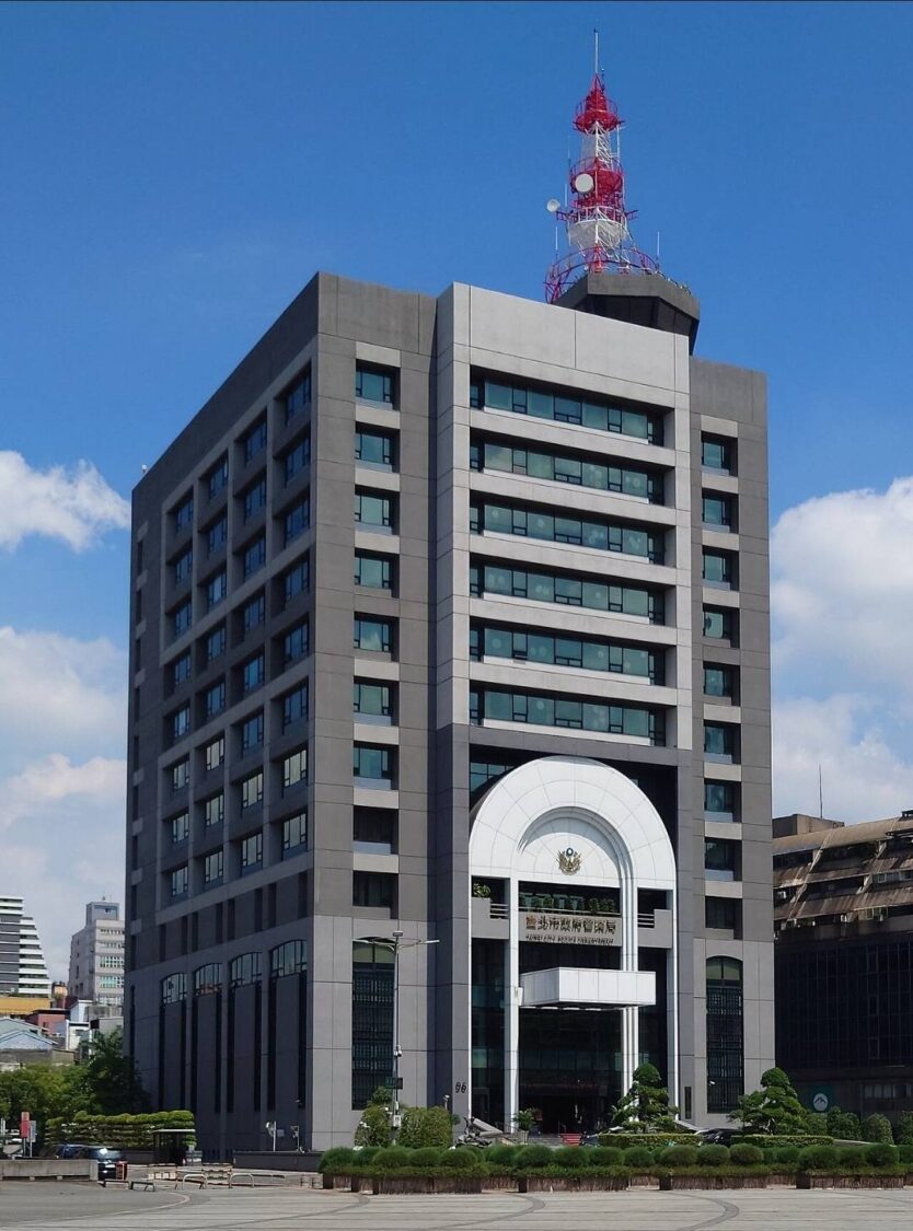 臺北市警察局局長林炎田甫說今年上任以來治安狀況平穩,四天後馬上北市刑大就出包。(圖/翻攝自網路)