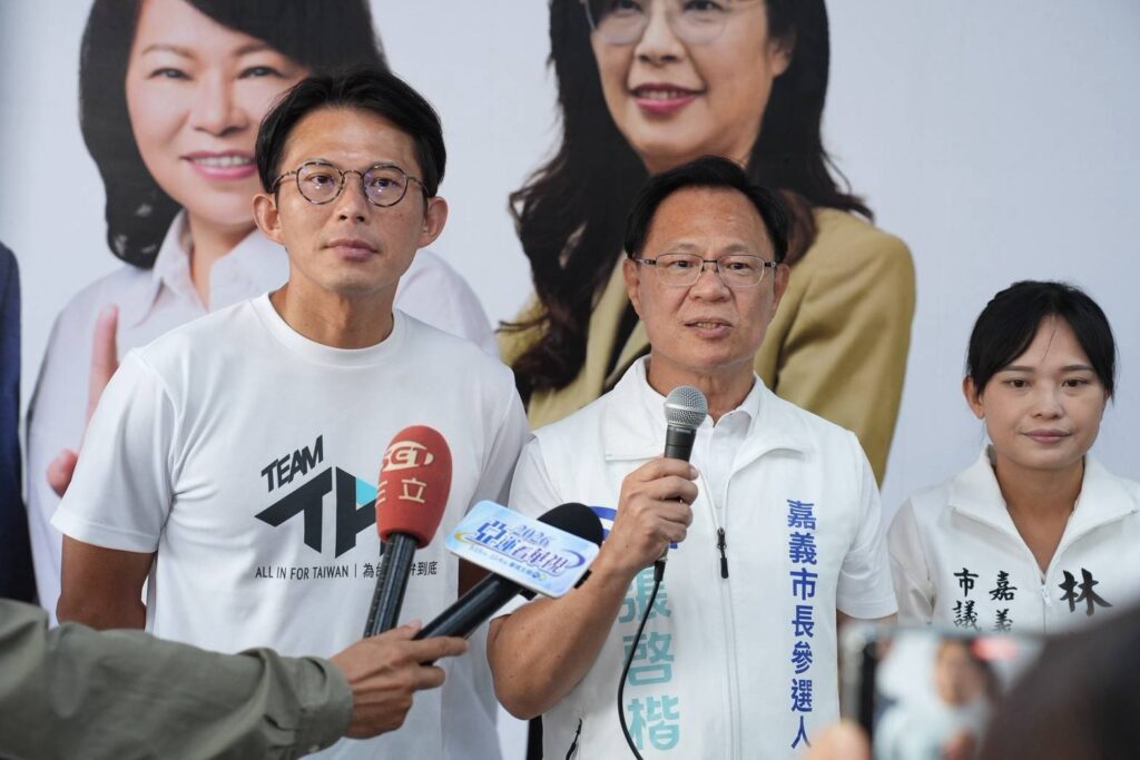 張啓楷公布競選總部人事，由黃國昌、國民黨主席鄭麗文共同擔任主任委員。(圖／記者翻攝)
