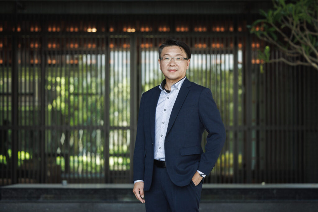 上德開發協理徐振勛表示,「房子可以複製,但土地無法複製」,選地是建築規劃的重要起點。(圖/業者提供)