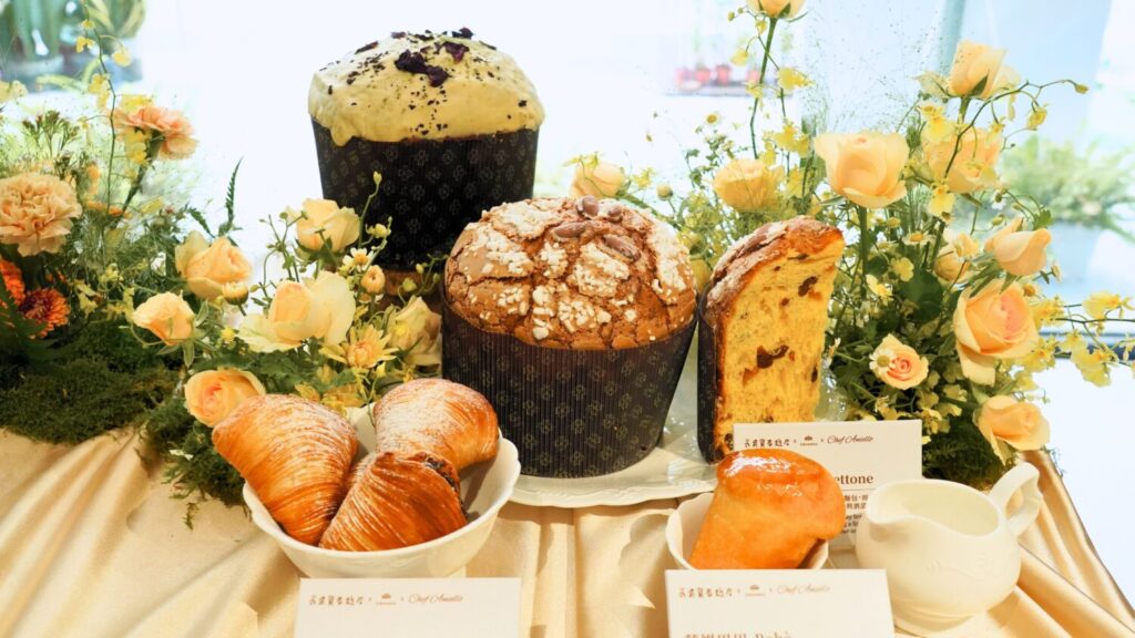 本季主打三款新品，貝殼酥(前左)，Panettone(後右)及蘭姆巴巴(前右)。(圖／業者提供）