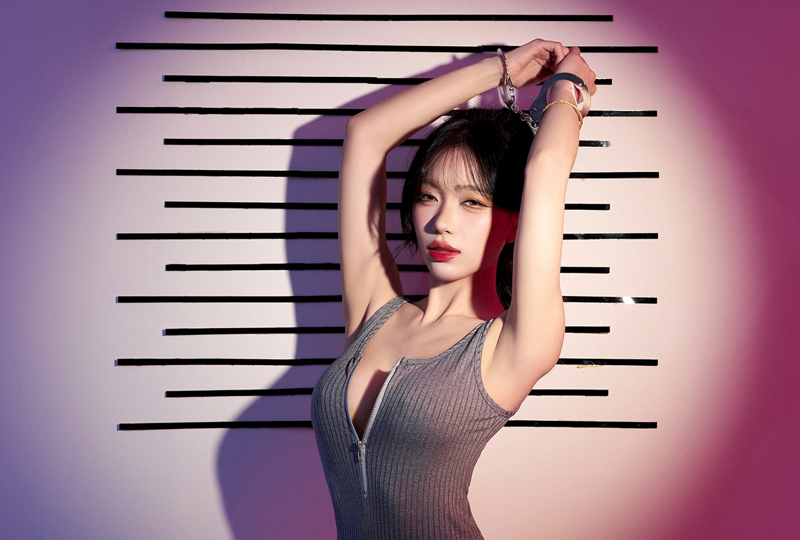 人氣女神多莉Dory再度攜手「iWIN曖維團隊」, 推出多莉Dory 2027全新聯名企劃。(圖/明曖維多媒體廣告行銷 提供)