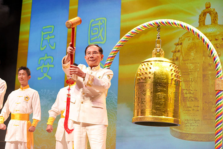 太極門60週年洛杉磯登場　洪道子博士鳴鐘九響傳遞和平心願